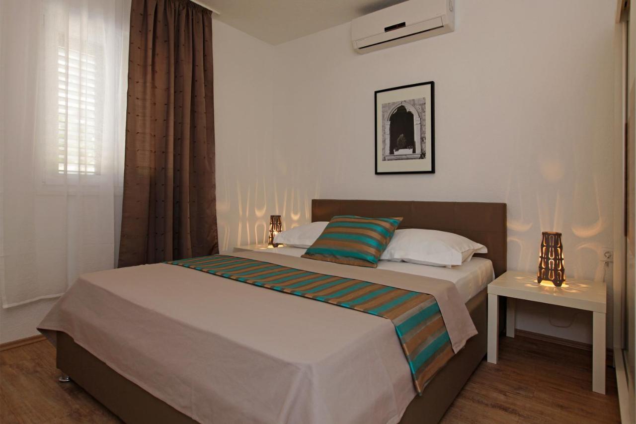 Iris Apartments Bol (Adults Only) Exterior foto