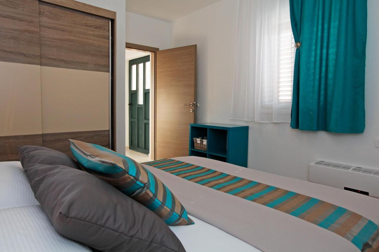Iris Apartments Bol (Adults Only) Exterior foto
